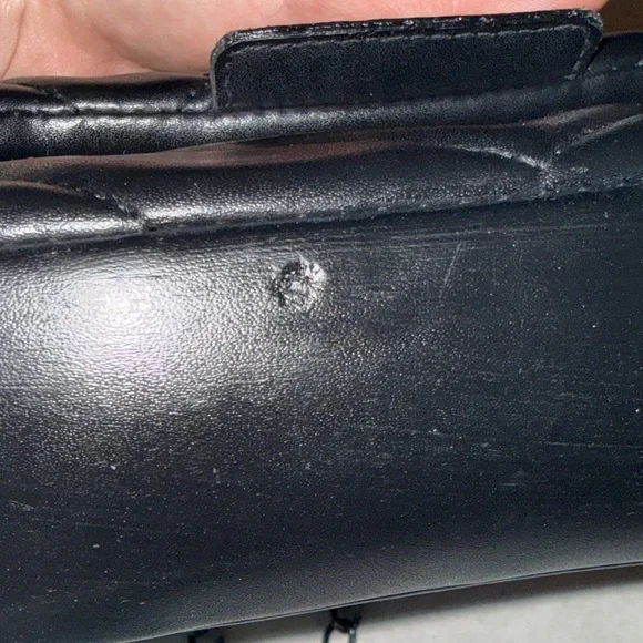 Kurt Geiger London Mini Kensington Quilted Shoulder Crossbody Bag - Picture 7 of 7